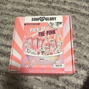 Soap & Glory Pick of the Pink Set